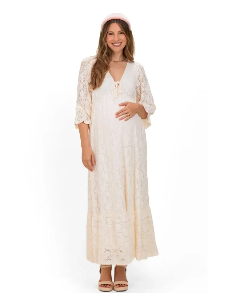 Платье макси с кружевными вставками и рукавами 3/4, модель Floral Lace Pinkblush — изображение 3 из 6, белый