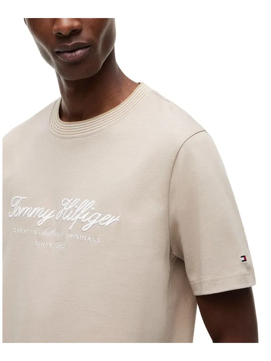 Футболка с контрастной отделкой воротника Tommy Hilfiger — изображение 3 из 4, хаки