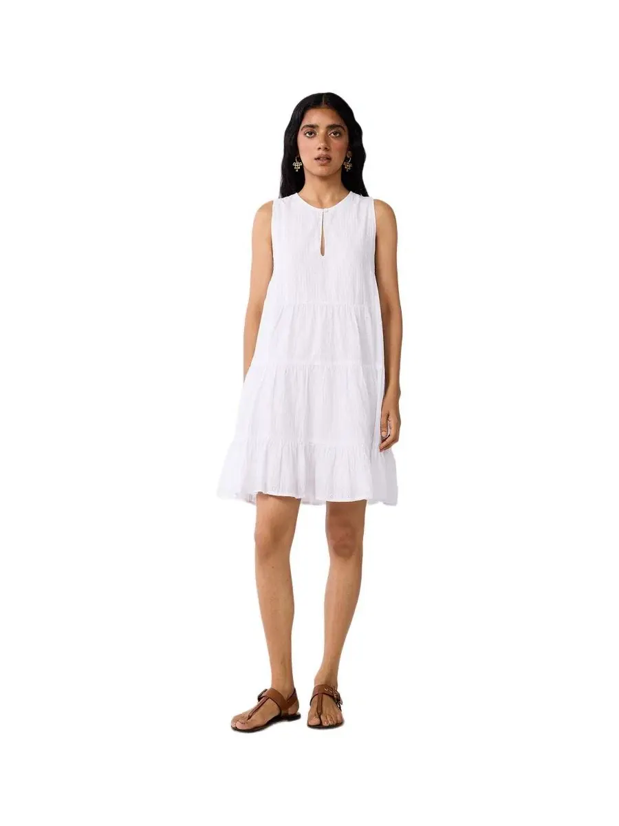 Платье-трапеция с вышивкой Everyday Sleeveless Short Tiered Dress Reistor — изображение 1 из 11, белый
