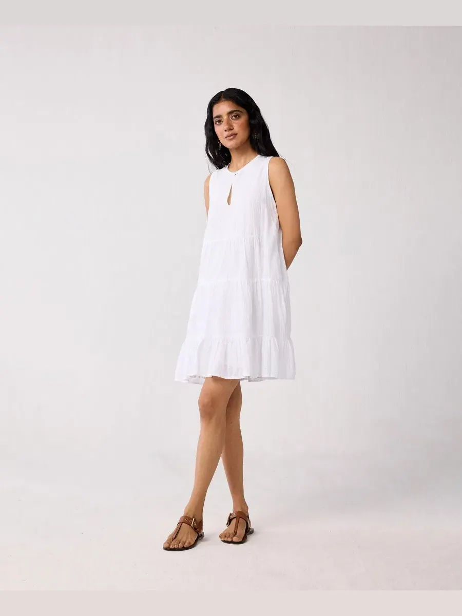 Платье-трапеция с вышивкой Everyday Sleeveless Short Tiered Dress Reistor — изображение 7 из 11, белый