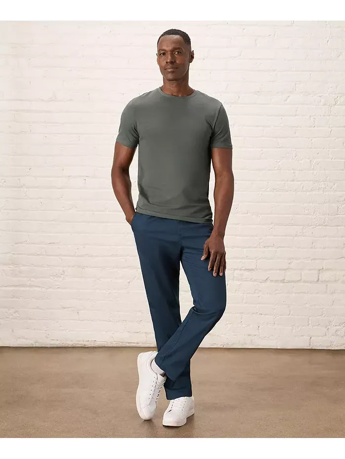 Мужская футболка из органического хлопка Luxe Stretch Jersey Slim с круглым вырезом Pact — изображение 2 из 2, серый