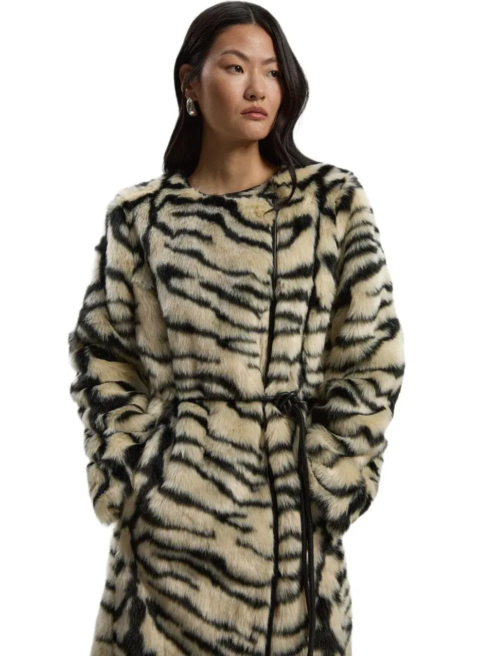 Пальто миди из искусственного меха с поясом, модель Zebra Print Karen Millen — изображение 3 из 7, мульти
