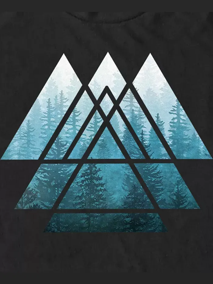 Мужская футболка с коротким рукавом Sacred Geometry Triangles Misty Forest Design By Humans — изображение 3 из 3, черный