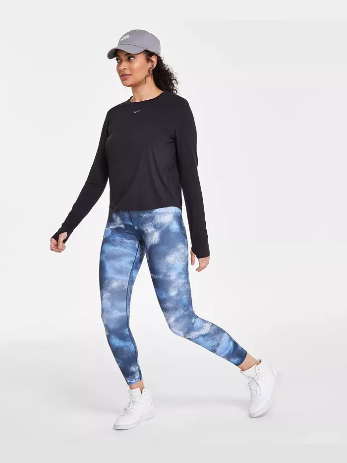Женский топ One Classic Dri-FIT с длинными рукавами Nike — изображение 3 из 9, черный