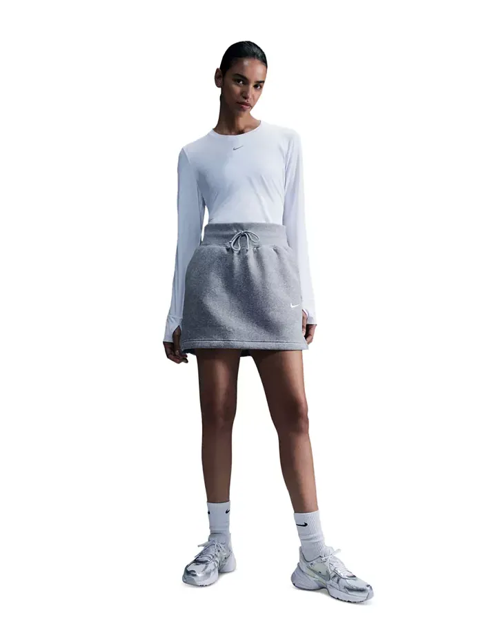 Женский топ One Classic Dri-FIT с длинными рукавами Nike — изображение 1 из 4, белый