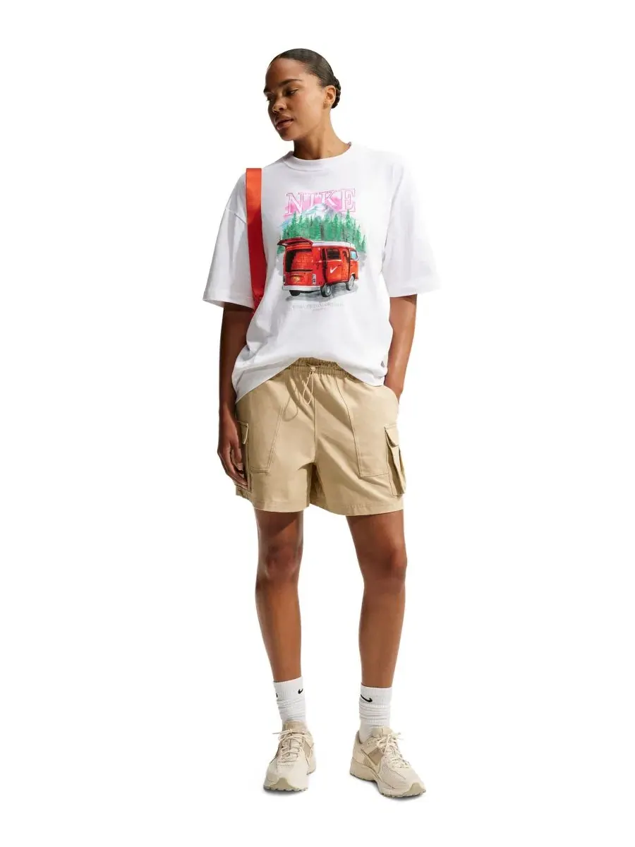 Футболка оверсайз Nike Sportswear Classic — изображение 2 из 6, белый