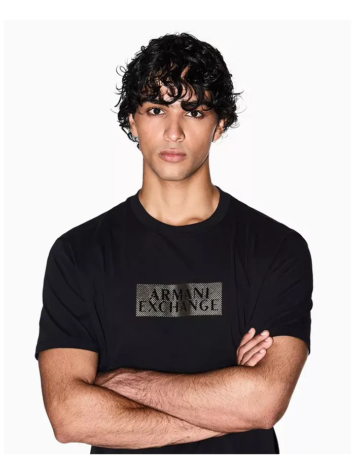Мужская футболка с золотым логотипом и принтом A|X Armani Exchange — изображение 2 из 5, черный
