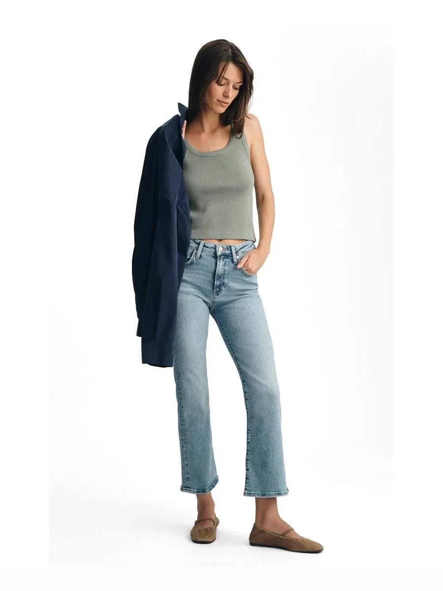 Джинсы клеш с заниженной посадкой Anika Mid Rise Cropped Flare Mavi Jeans — синий