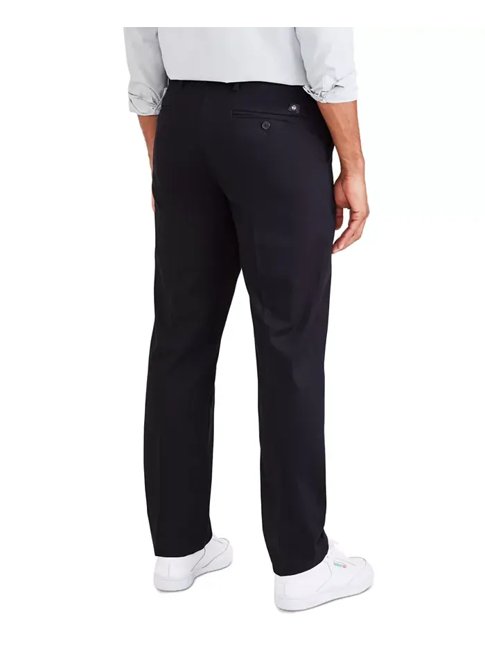 Мужские классические брюки прямого кроя Signature Straight Fit Iron Free Khaki со средством Stain — изображение 2 из 5