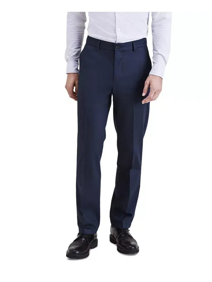 Мужские классические брюки прямого кроя Signature Straight Fit Iron Free Khaki со средством Stain