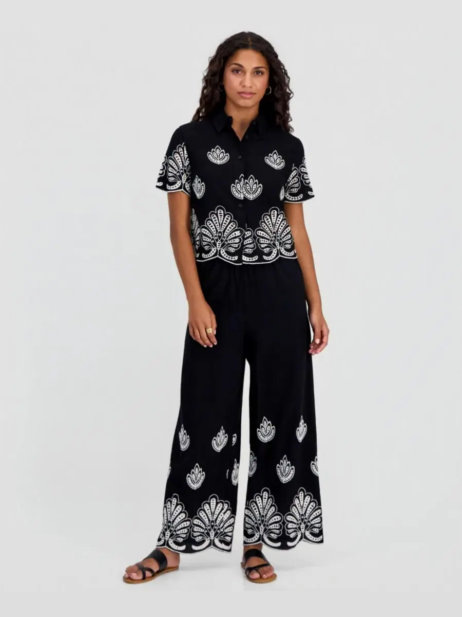 Петит брюки из хлопка с вышивкой Wide Leg, модель Petite Embroidered Cotton Wide Leg Pants And Now — изображение 1 из 2