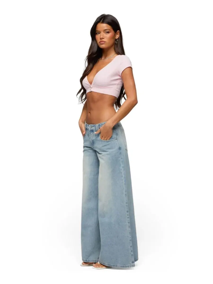 Топ на пуговицах укороченный Cecey Button Up Crop Top Edikted — изображение 3 из 5, розовый