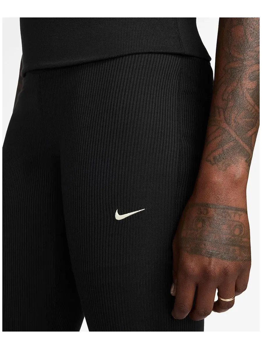 Женские спортивные брюки из трикотажа средней посадки в рубчик Nike — изображение 3 из 5, черный