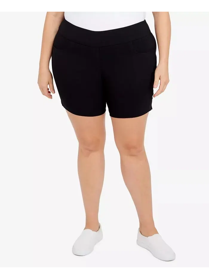 Шорты Plus Size Essentials однотонные из технической ткани с эластичным поясом HEARTS OF PALM