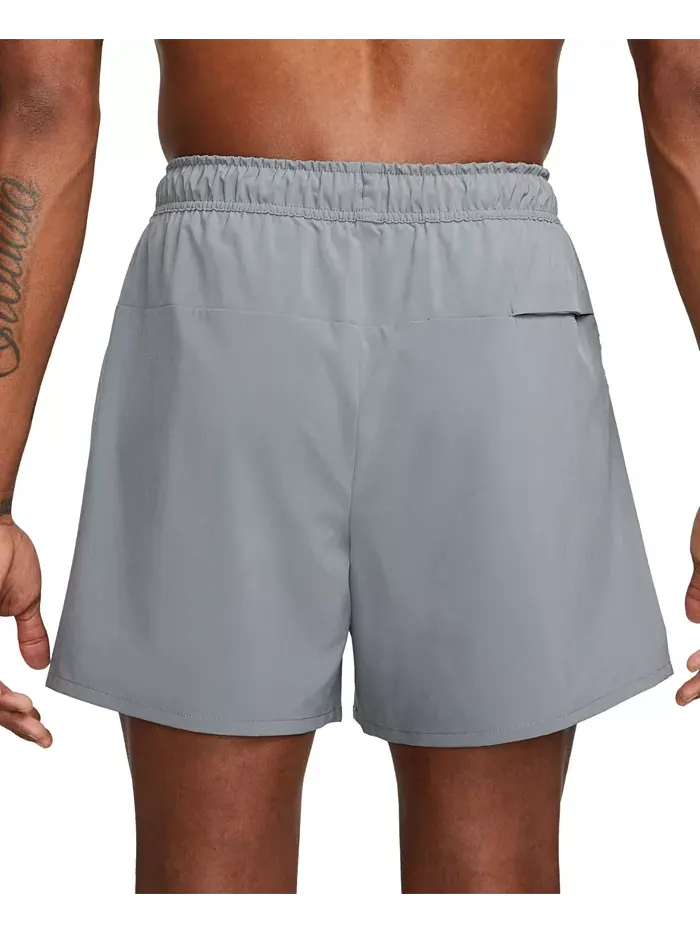Мужские шорты Unlimited Dri-FIT Versatile 5" Nike — изображение 2 из 7, серый//черный