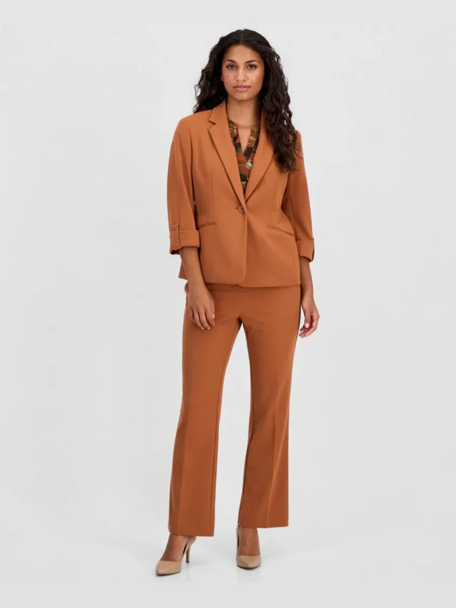 Комплект из пиджака, топа и брюк Anne Klein Essentials, Cedar Spice — изображение 3 из 5