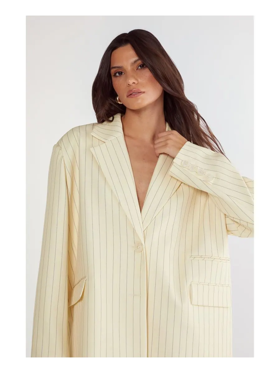 Женский пиджак свободного кроя в тонкую полоску Nasty Gal — изображение 5 из 8, желтый