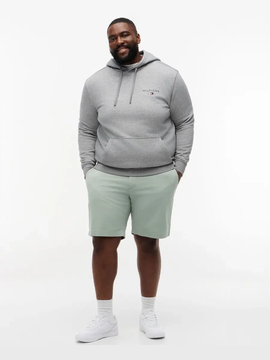 Мужские шорты Big Denton Essential Twill длиной 9,5 дюймов Tommy Hilfiger — изображение 2 из 4, серый