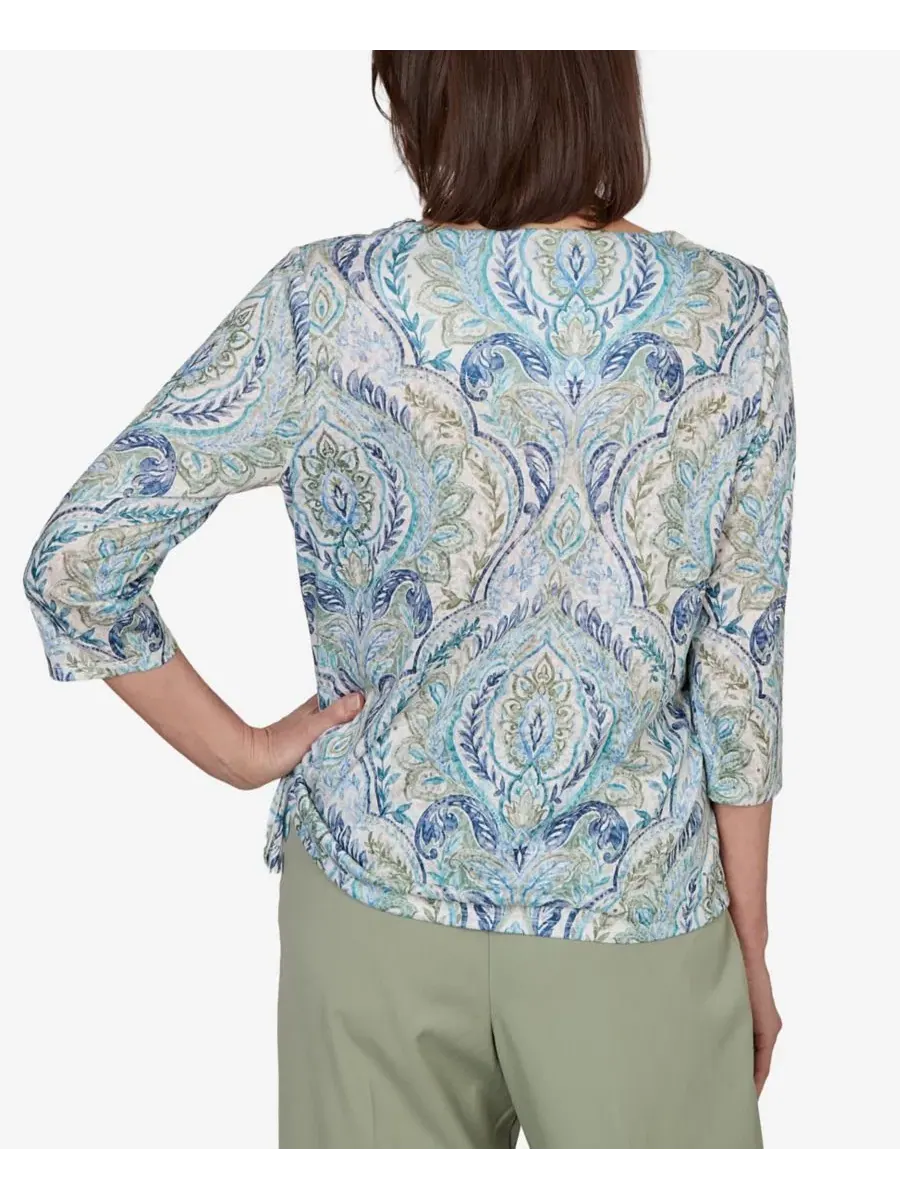 Топ с принтом Medallion Braided Neck Petite Indigo Girls Alfred Dunner — изображение 5 из 5, синий мульти