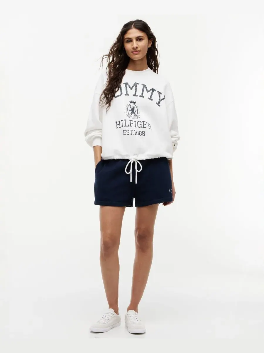 Свитшот женский с круглым вырезом, с принтом Tommy Hilfiger — изображение 2 из 5, экру