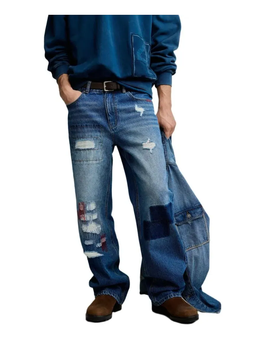 Мужские джинсы с нашивками Desigual