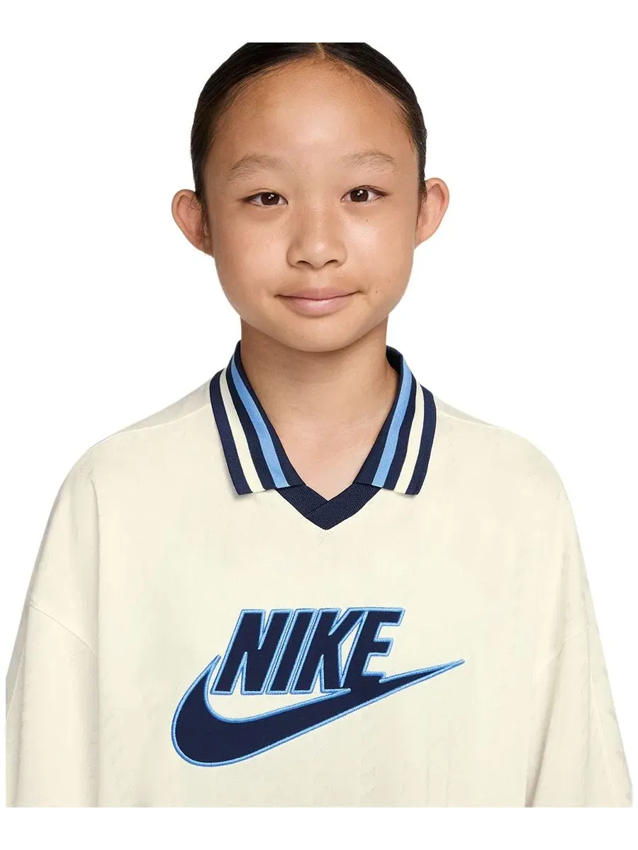 Футболка с коротким рукавом для девочек 7-16 лет Nike — изображение 2 из 3, бежевый
