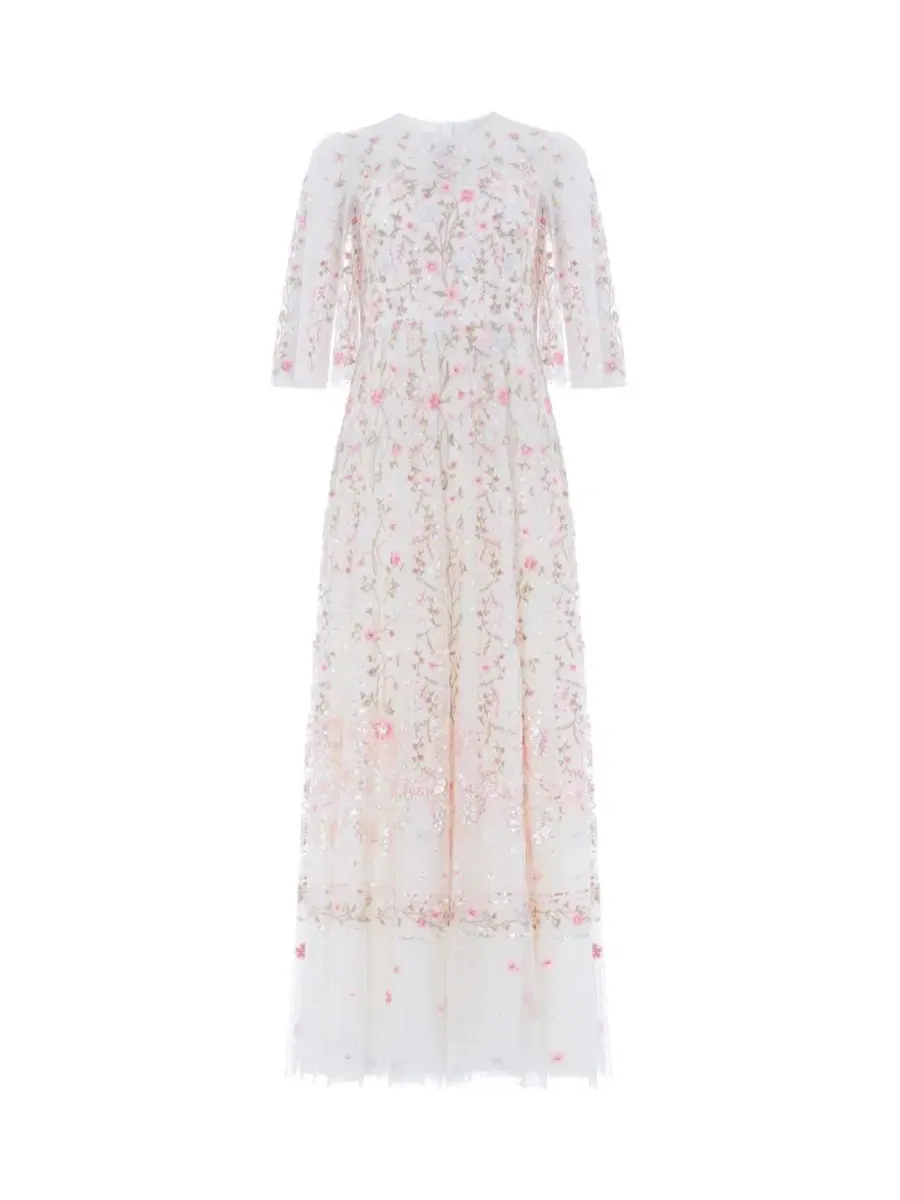 Платье-макси Rococo Ribbon Floral-Embroidered Sheer Gown Needle & Thread — изображение 2 из 4, мел