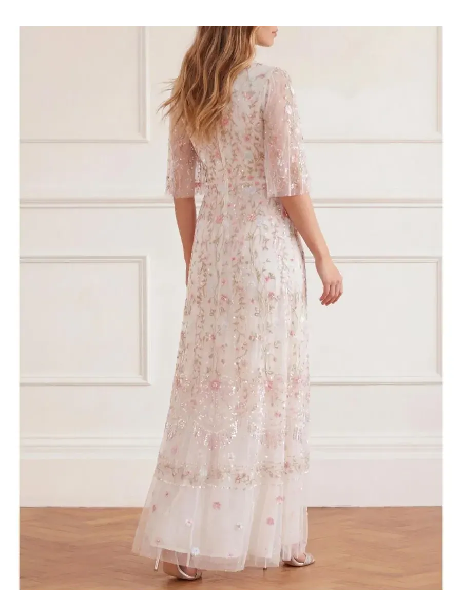 Платье-макси Rococo Ribbon Floral-Embroidered Sheer Gown Needle & Thread — изображение 3 из 4, мел