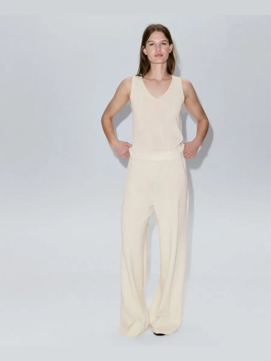 Брюки прямого кроя с эластичным поясом Mango Straight-Fit Trousers With Elastic Waist — изображение 8 из 14
