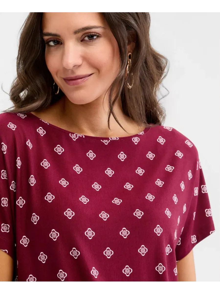 Женский топ с принтом Boatneck Banded-Bottom Knit Top JM Collection — изображение 3 из 3, красный