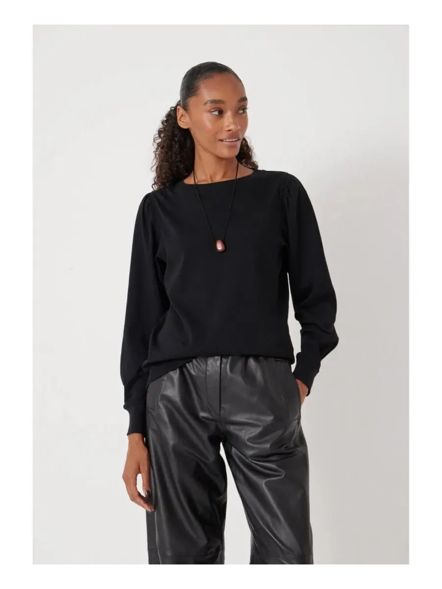 Блуза с объемными рукавами Emily Puff Sleeve Relaxed Top Hush — изображение 1 из 4, черный