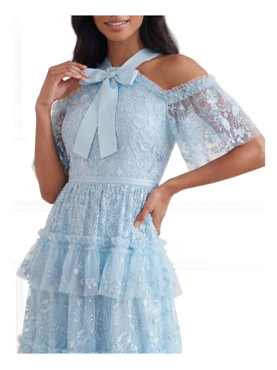 Платье-макси с многослойной юбкой Primrose Tiered Maxi Gown Needle & Thread — изображение 3 из 4, голубой