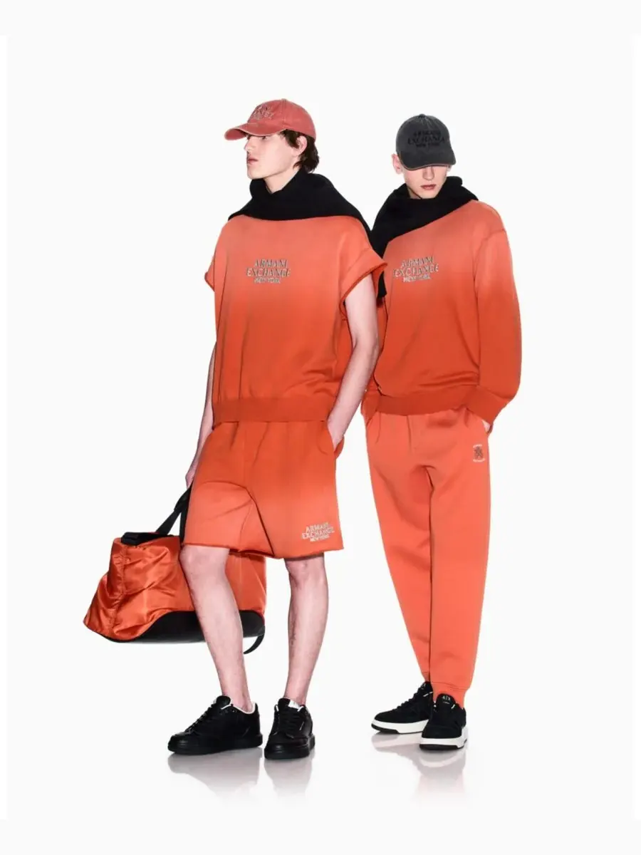 Мужская толстовка с графическим принтом и круглым вырезом A|X Armani Exchange — изображение 2 из 4, черный
