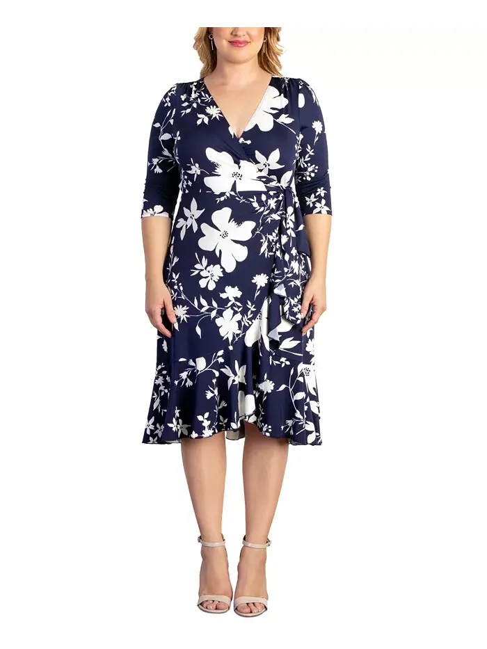 Платье-миди с запахом и воланами Plus Size Flirty Flounce с рукавами 3/4 Kiyonna — изображение 1 из 5, темно-синий