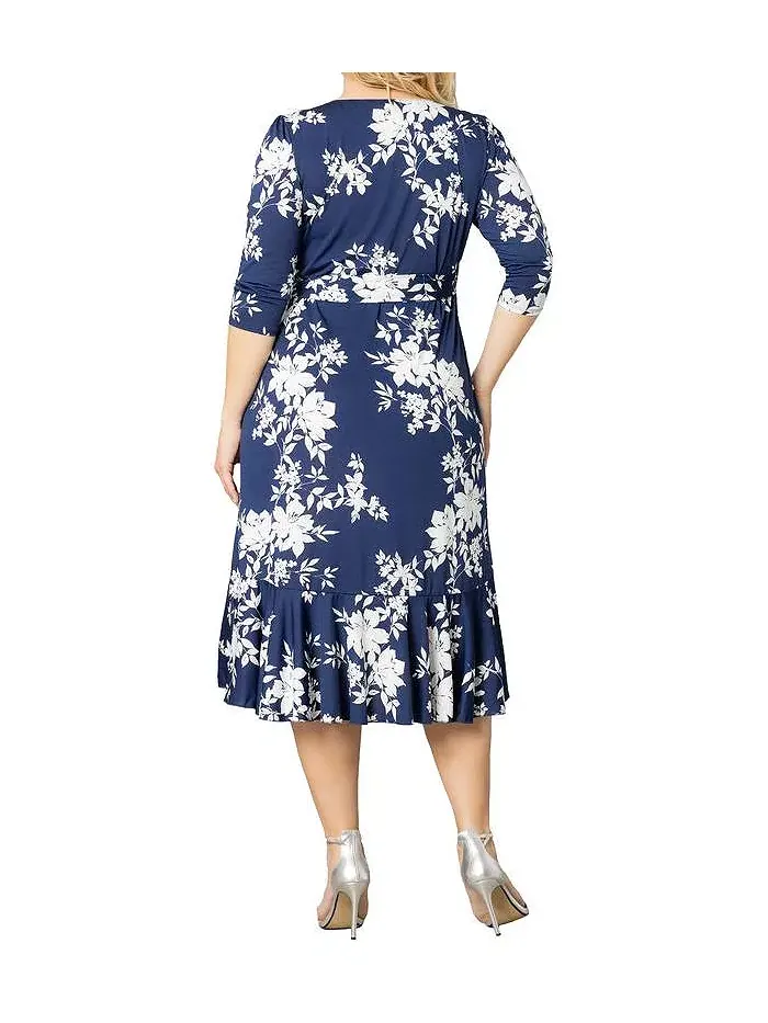 Платье-миди с запахом и воланами Plus Size Flirty Flounce с рукавами 3/4 Kiyonna — изображение 4 из 5, темно-синий