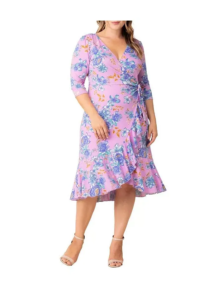 Платье-миди с запахом и воланами Plus Size Flirty Flounce с рукавами 3/4 Kiyonna — изображение 1 из 5, лиловый