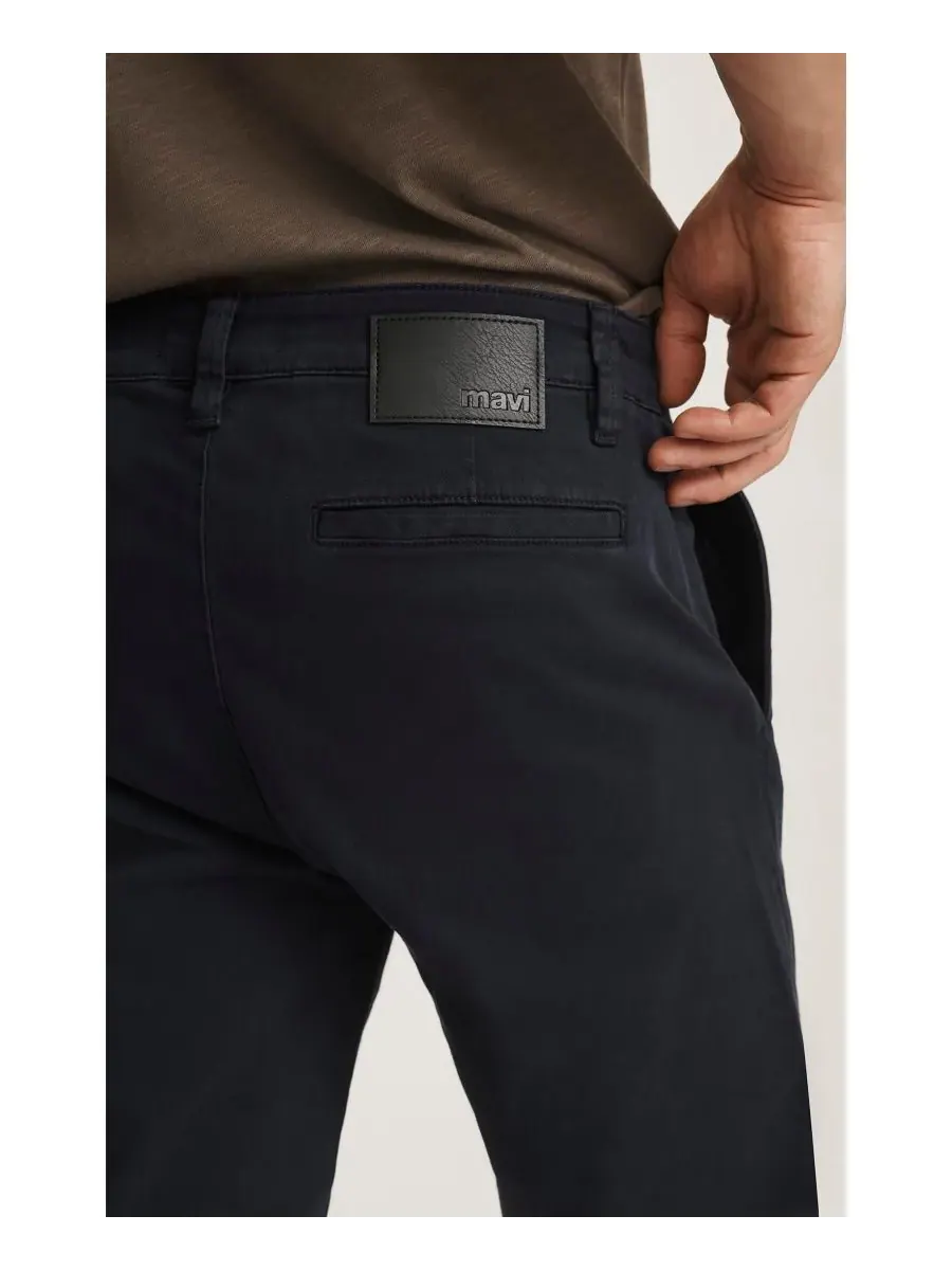 Мужские брюки-чиносы Milton Slim Straight из твила в повседневном стиле Mavi Jeans — изображение 3 из 5, темный темно-синий