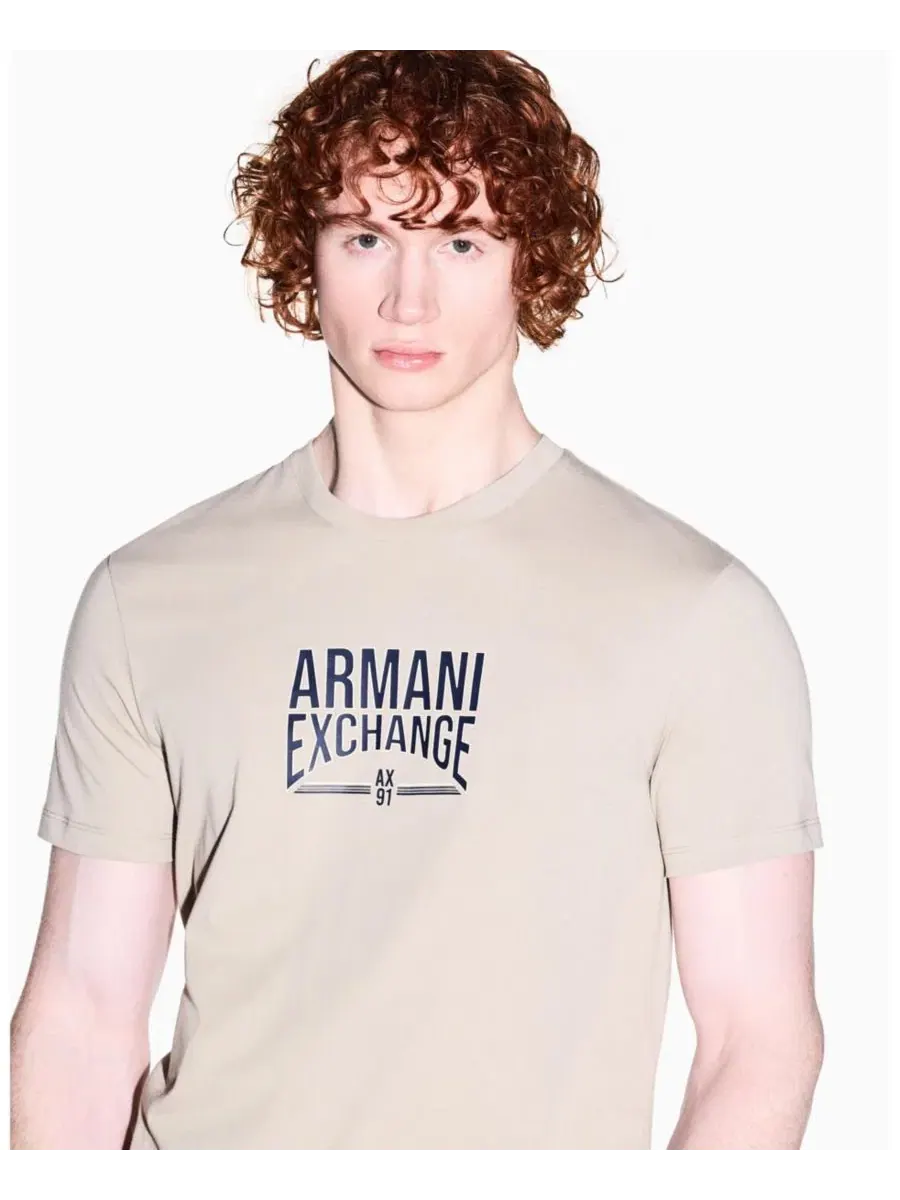 Мужская футболка с коротким рукавом и университетским логотипом A|X Armani Exchange — изображение 5 из 5, бежевый