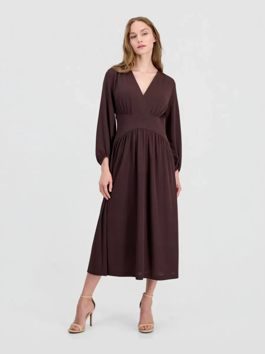 Платье миди с V-образным вырезом и рукавом-фонарик Anne Klein — изображение 1 из 5, патока