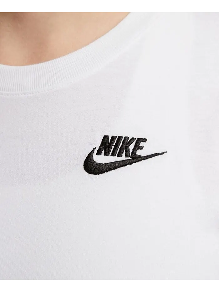 Женская футболка Sportswear Club Essentials Nike — изображение 3 из 5, белый