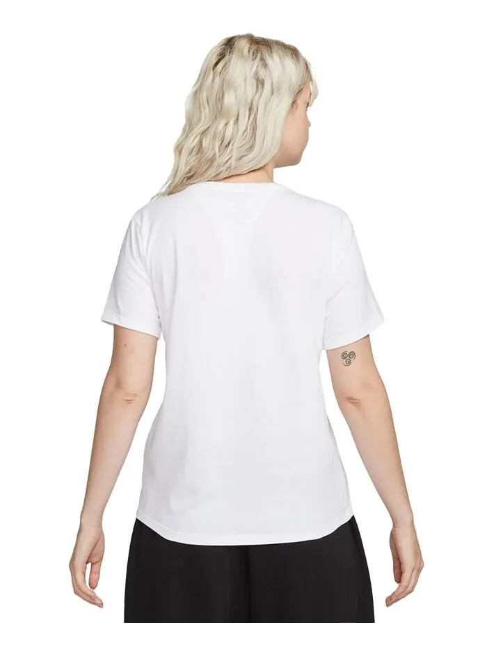 Женская футболка Sportswear Club Essentials Nike — изображение 5 из 5, белый