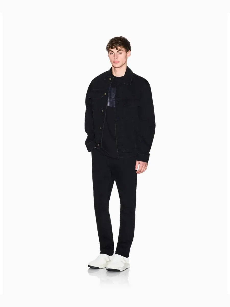 Мужская футболка с коротким рукавом из атласной ткани в квадратной форме A|X Armani Exchange — изображение 2 из 5, черный