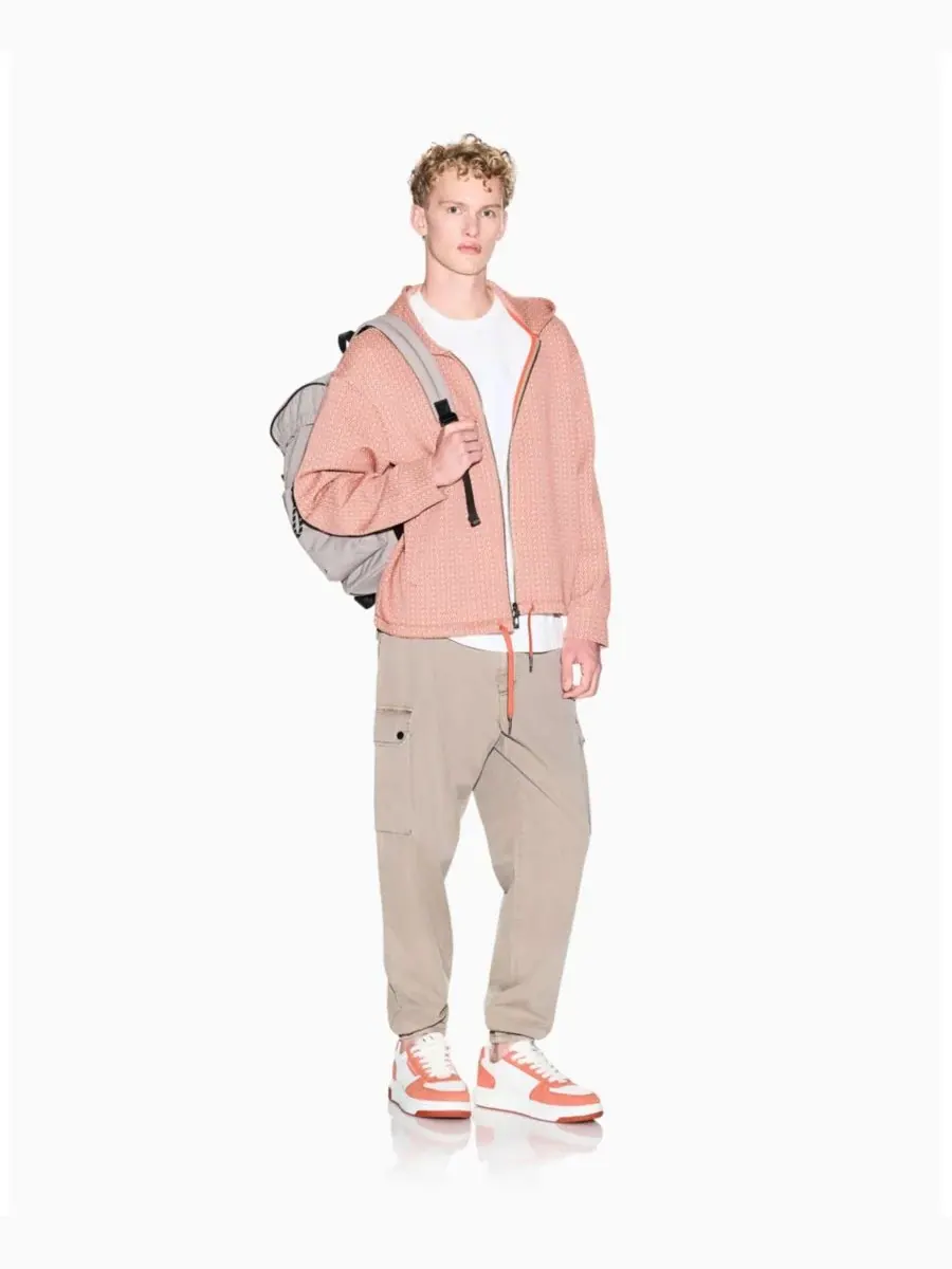 Мужская футболка с коротким рукавом из атласной ткани в квадратной форме A|X Armani Exchange — изображение 2 из 5, белый