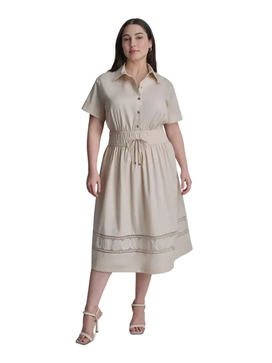 Платье-рубашка с коротким рукавом и утяжкой на талии, модель Plus Size Short-Sleeve Smocked DKNY — изображение 1 из 5