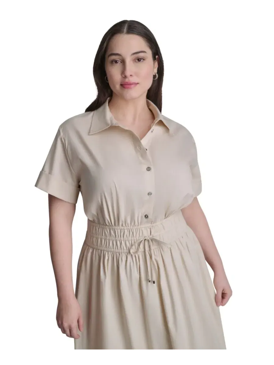 Платье-рубашка с коротким рукавом и утяжкой на талии, модель Plus Size Short-Sleeve Smocked DKNY — изображение 2 из 5