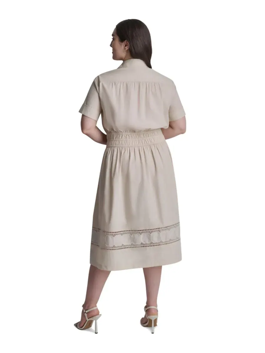Платье-рубашка с коротким рукавом и утяжкой на талии, модель Plus Size Short-Sleeve Smocked DKNY — изображение 5 из 5