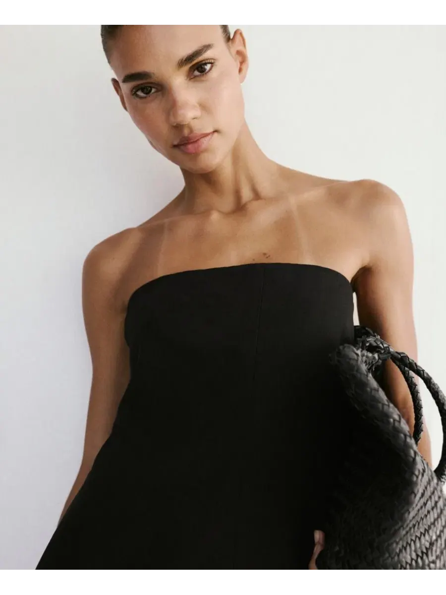 Топ без бретелей из льняной смесовой ткани, модель Strapless MANGO