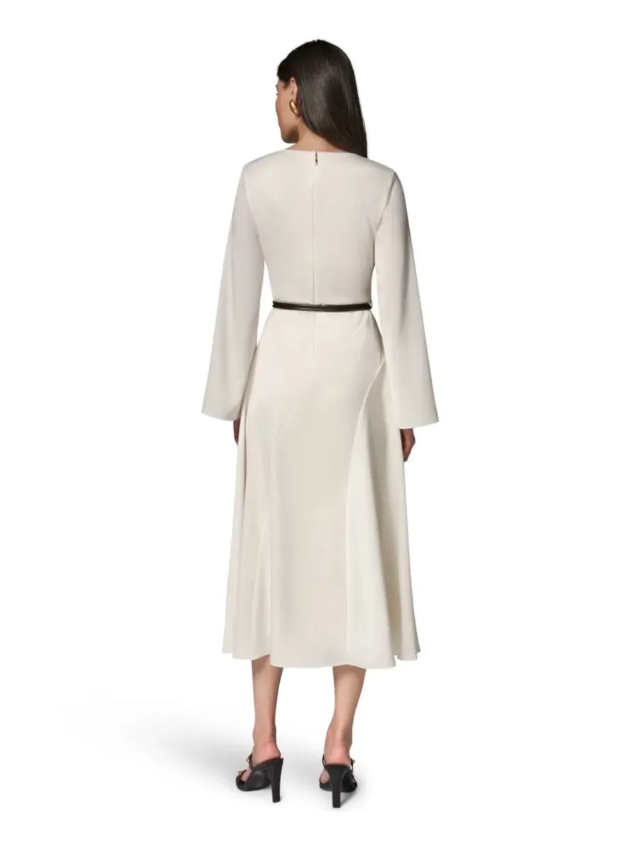 Платье-трапеция с запахом и длинным рукавом из сатина Donna Karan New York — изображение 4 из 8, белый