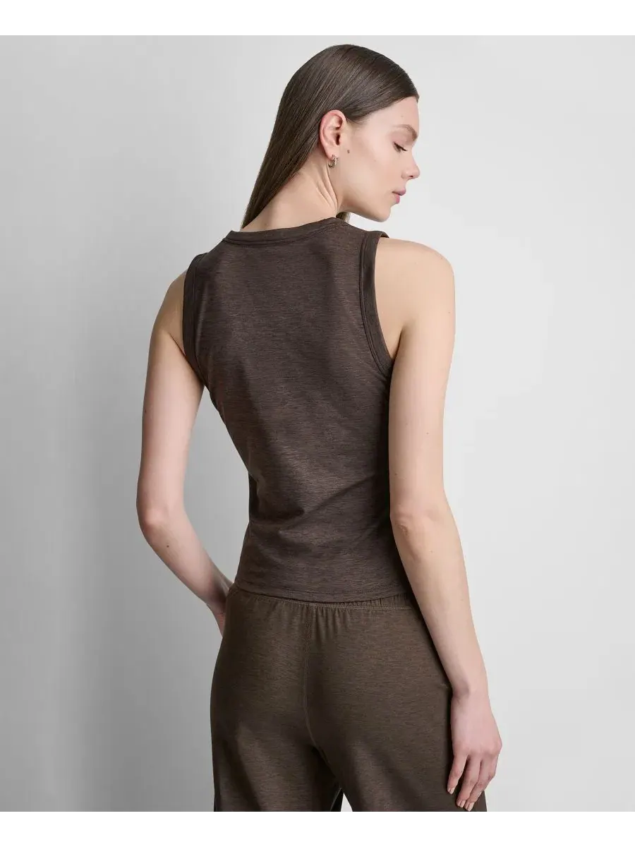 Топ с круглым вырезом из спейс-дайка DKNY Sport, Espresso Spacedye — изображение 4 из 4, бежевый