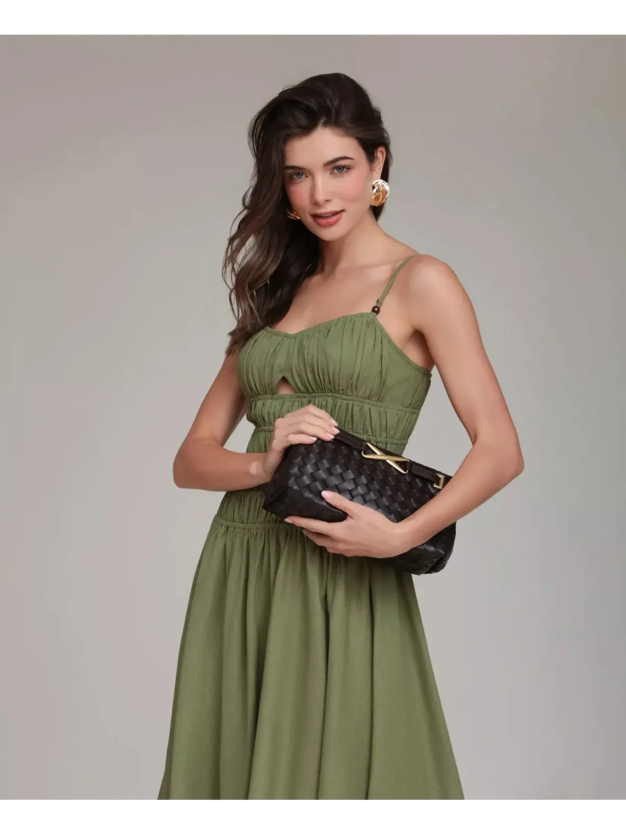 Платье Avec Les Filles Shirred Handkerchief Hem Linen Blend Asymmetric Midi — изображение 5 из 6, оливковый